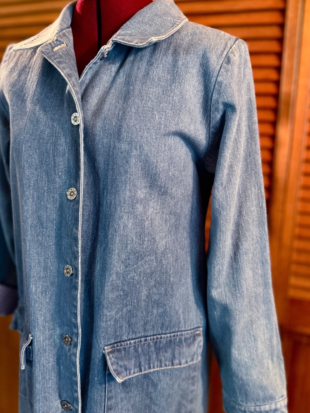 Denim & Co. Heavy Denim Jacket Vintage Med. Wash Pockets Lined 100% Cotton M - Picture 4 of 11